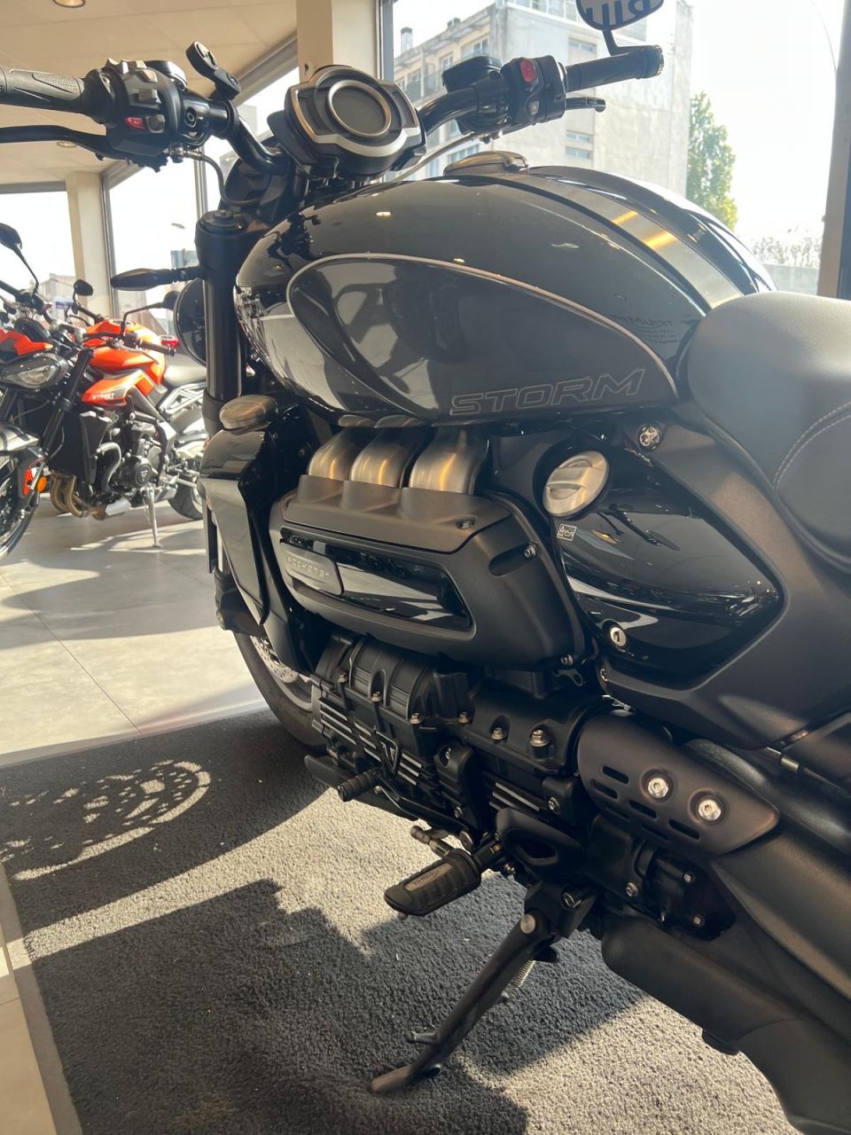 TRIUMPH ROCKET 3 R 4