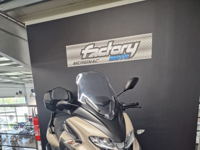 YAMAHA TRICITY 300 4