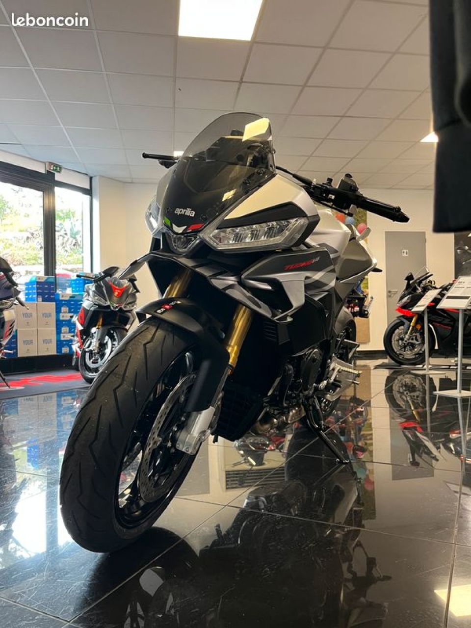 APRILIA TUONO 1100 V4 4