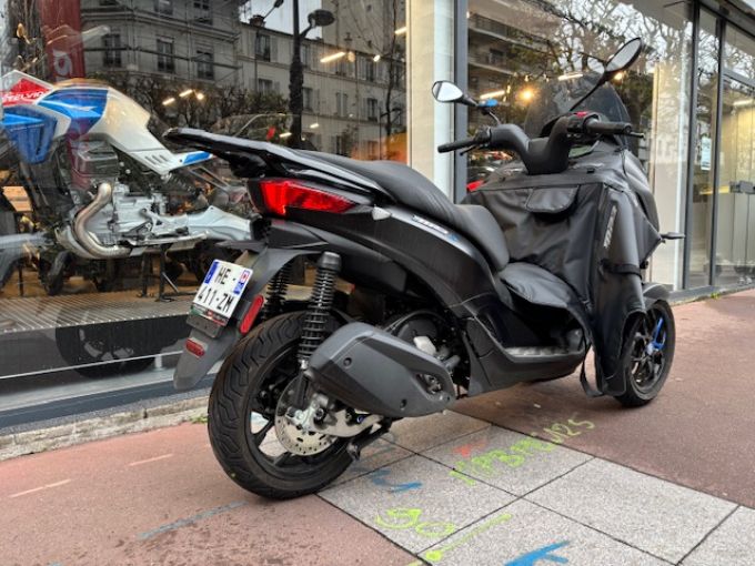 PIAGGIO MP3 310 HPE SPORT 4