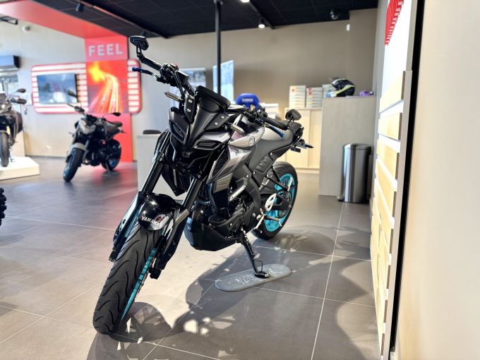 YAMAHA MT-125 ABS 4
