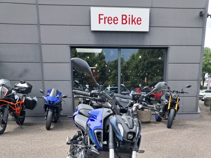 YAMAHA MT-07 (47.5CV) 4