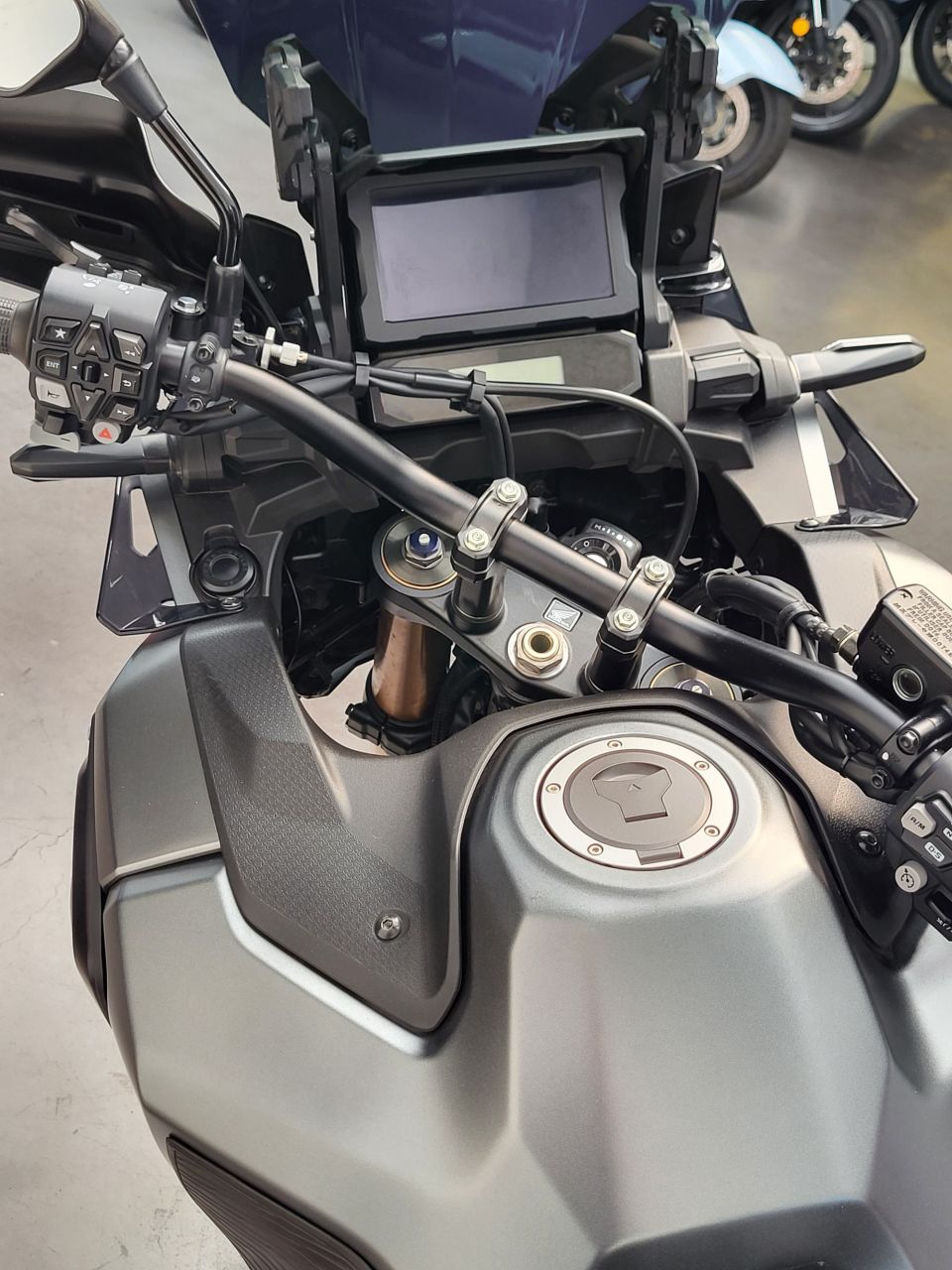 HONDA AFRICA TWIN CRF1100L ADVENTURE SPORTS 4