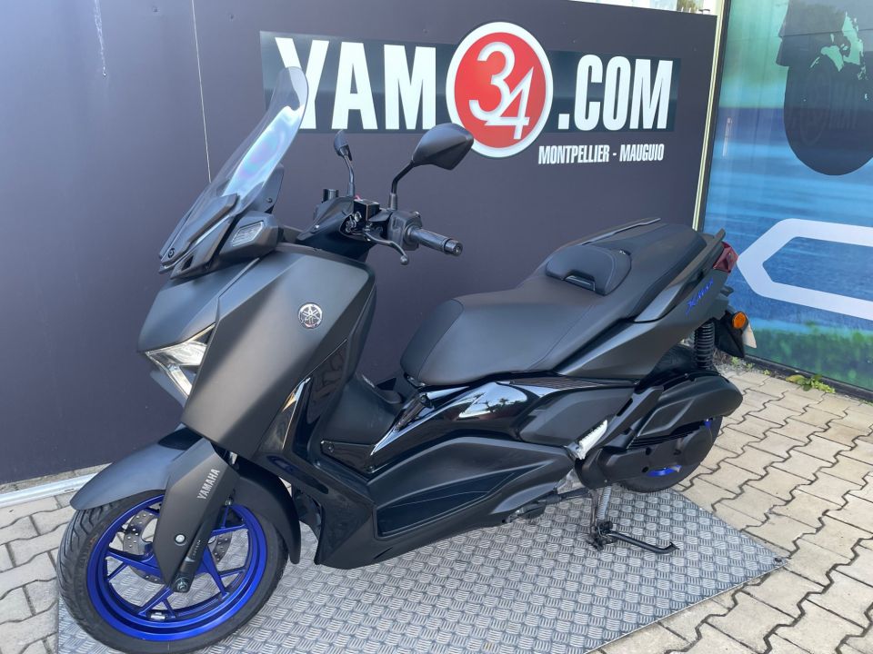 YAMAHA X-MAX 125 4