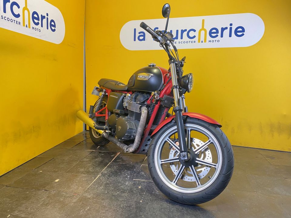 TRIUMPH BONNEVILLE 865 T100 4