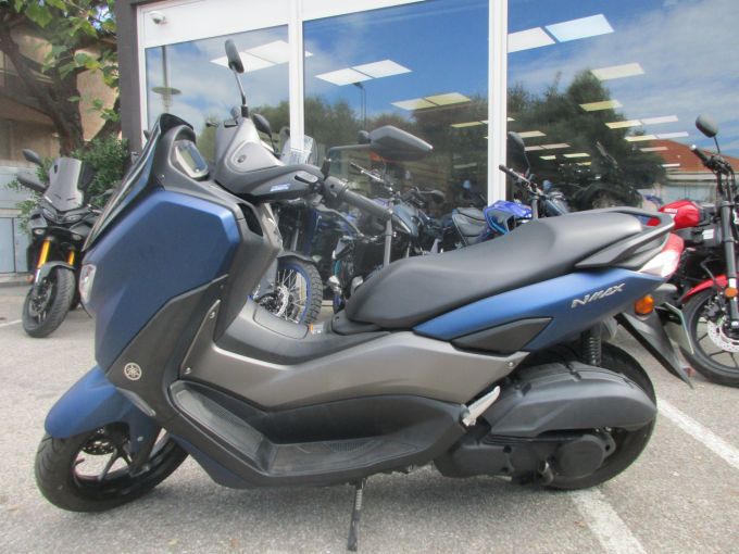 YAMAHA NMAX 125 4