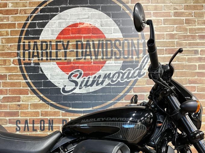 HARLEY-DAVIDSON STREET ROD 750 4