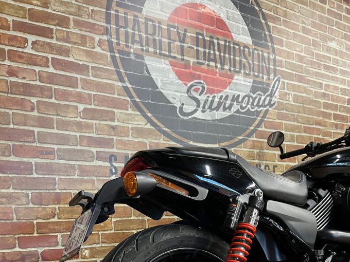 HARLEY-DAVIDSON STREET ROD 750 4