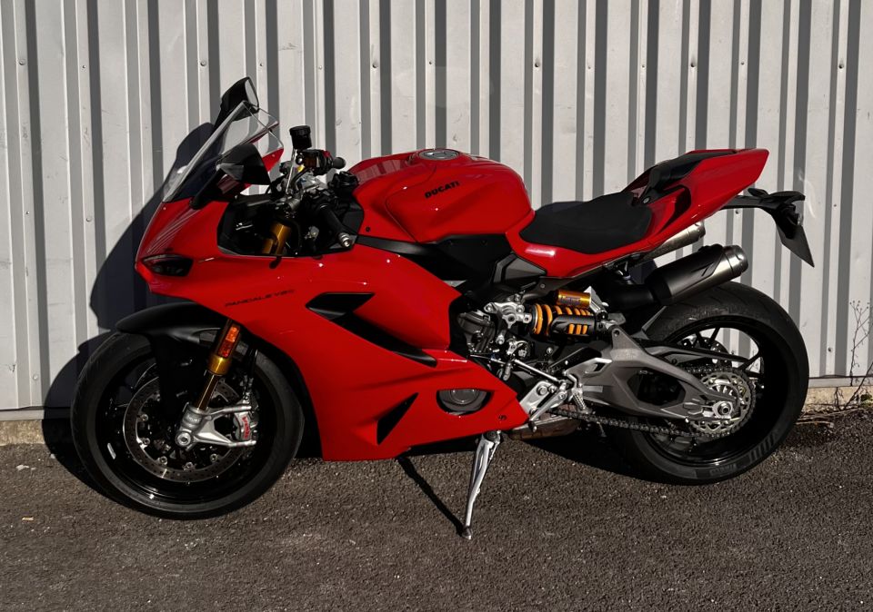 DUCATI PANIGALE V2S 4