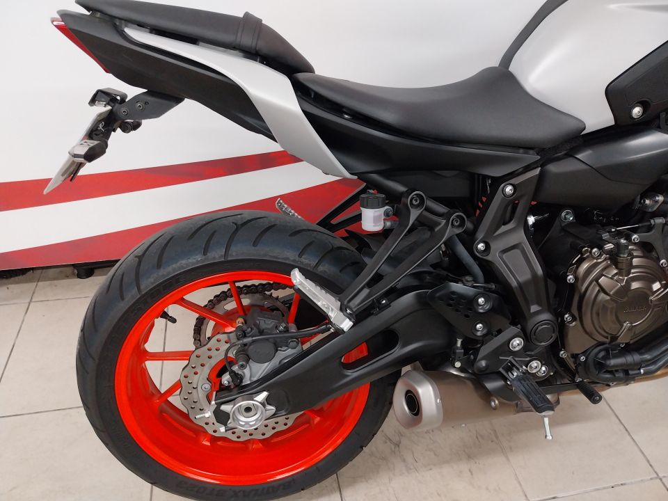 YAMAHA MT07 BRIDEE A2 4