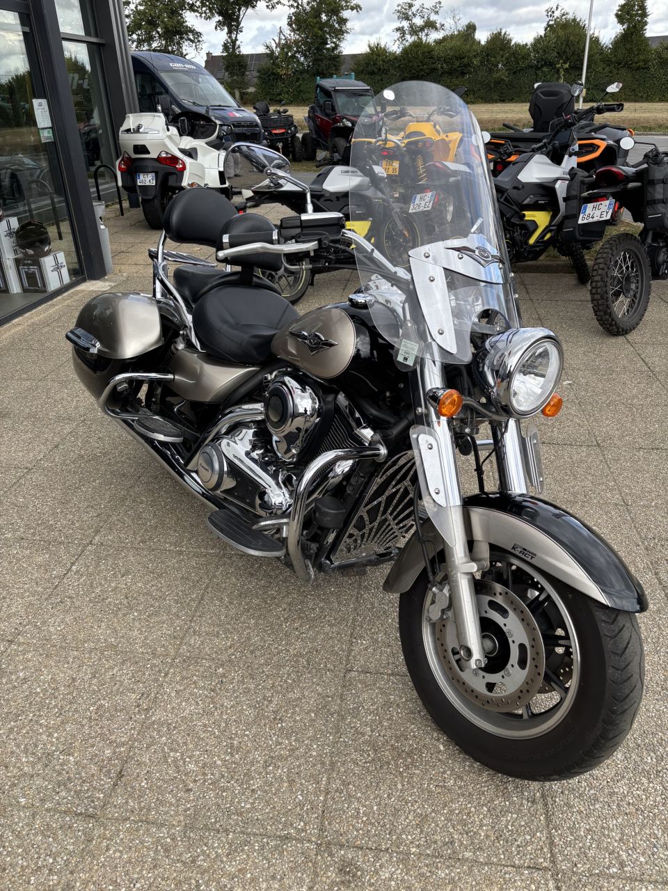 KAWASAKI VN 1700 TOURER 4