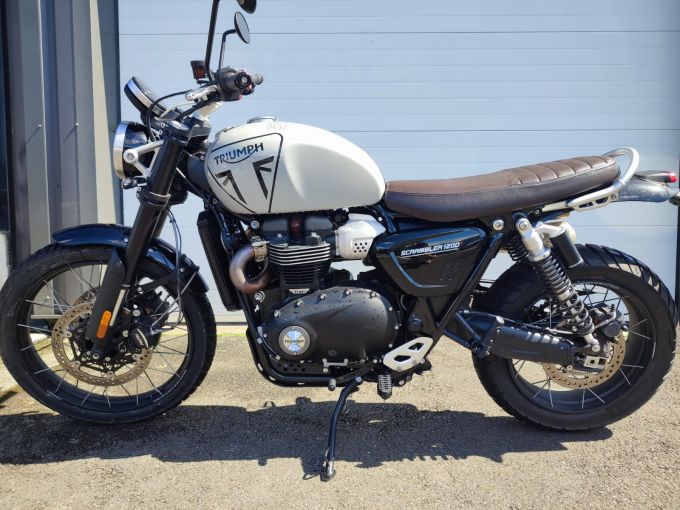 TRIUMPH SCRAMBLER 1200 4