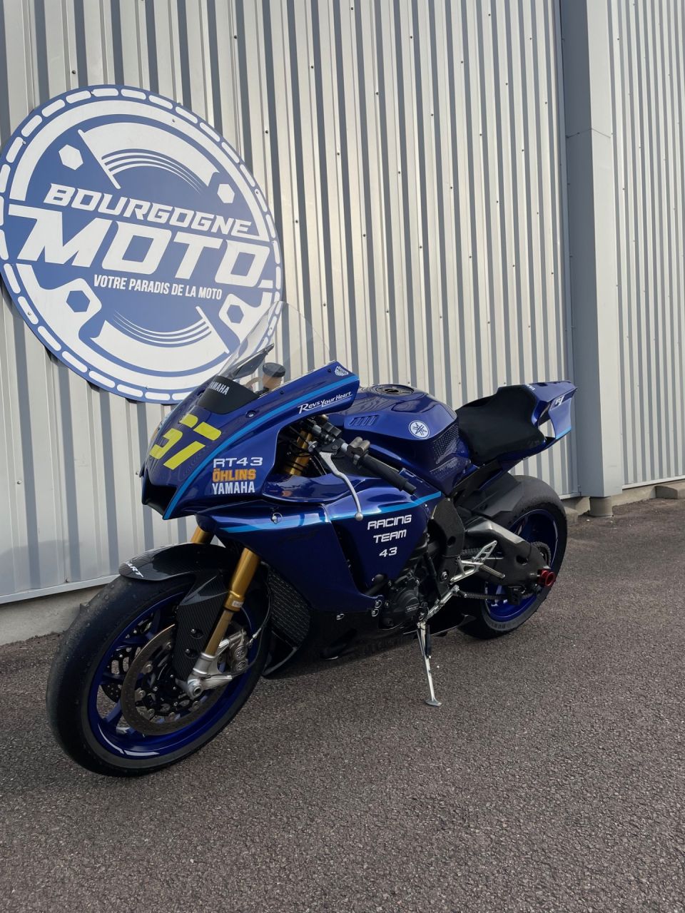 YAMAHA YZF 1000 R1 4
