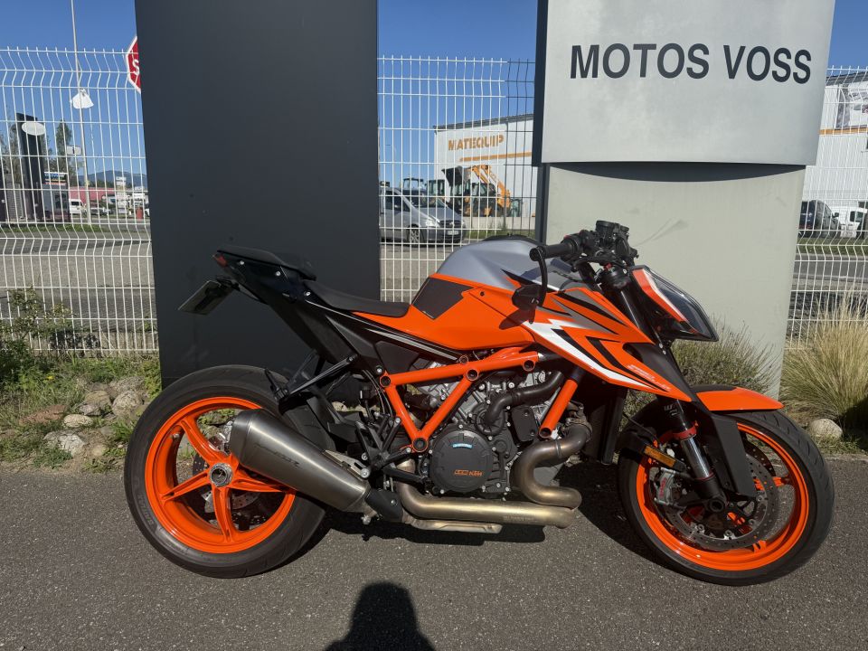 KTM 1290 SUPER DUKE R 4