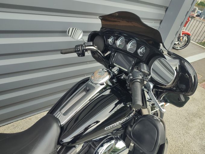 HARLEY-DAVIDSON TOURING ELECTRA GLIDE 1690 ULTRA LIMITED 4