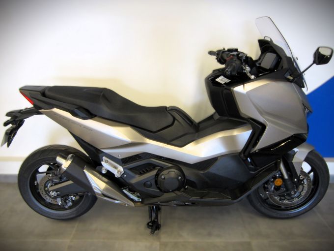 HONDA NSS FORZA 750 4
