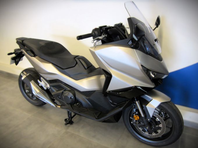 HONDA NSS FORZA 750 4