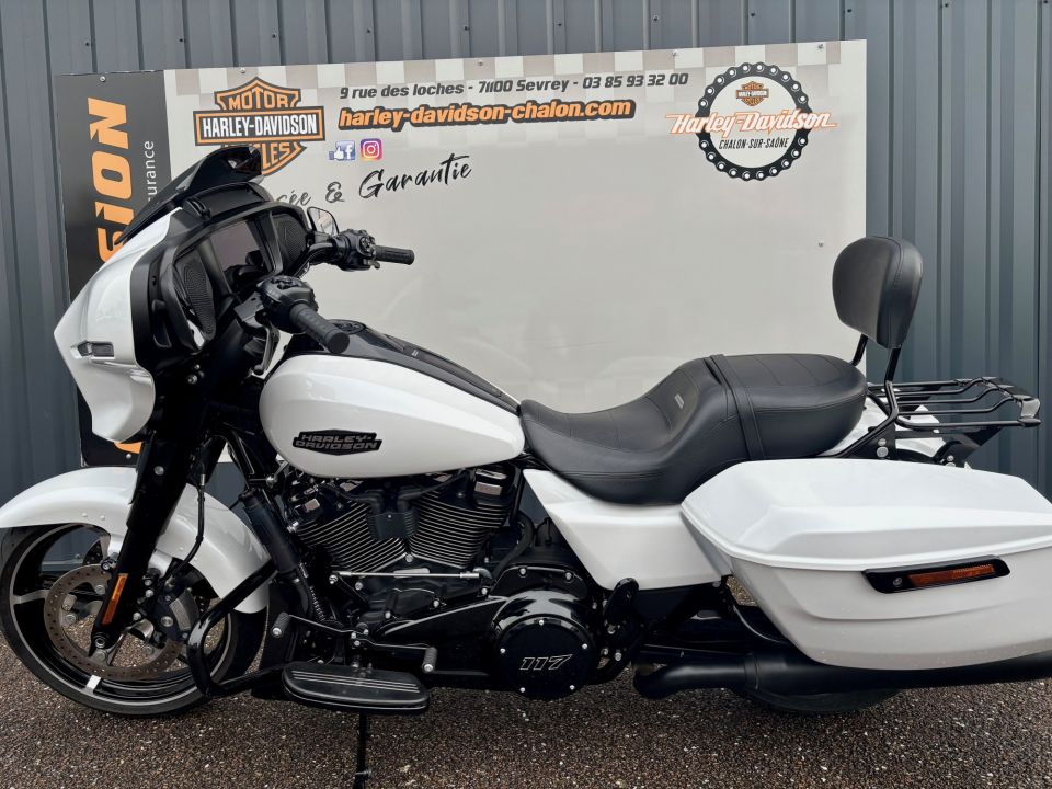 HARLEY-DAVIDSON TOURING STREET GLIDE 1923 4