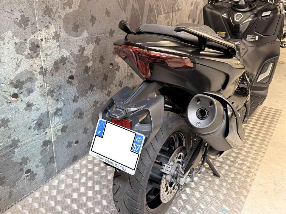 YAMAHA XP T-MAX 560 TECH MAX 4