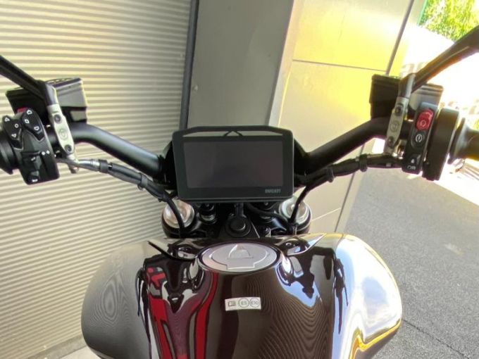 DUCATI XDIAVEL V4 4