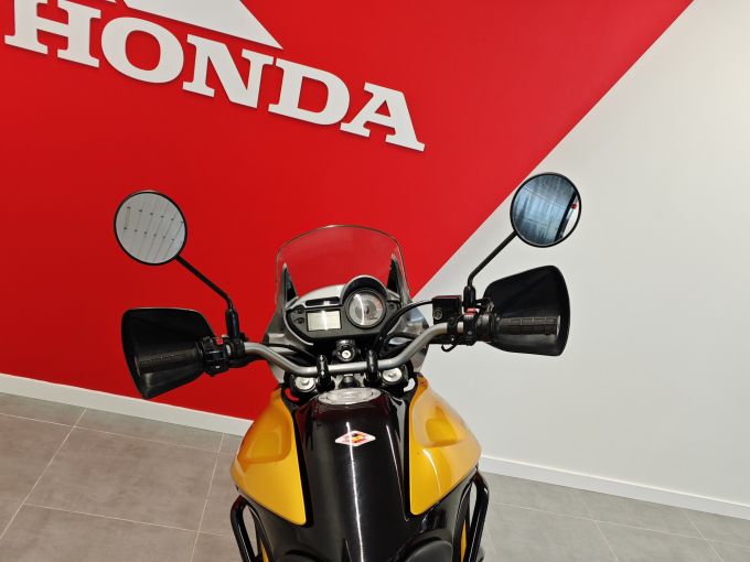HONDA XL 700 4