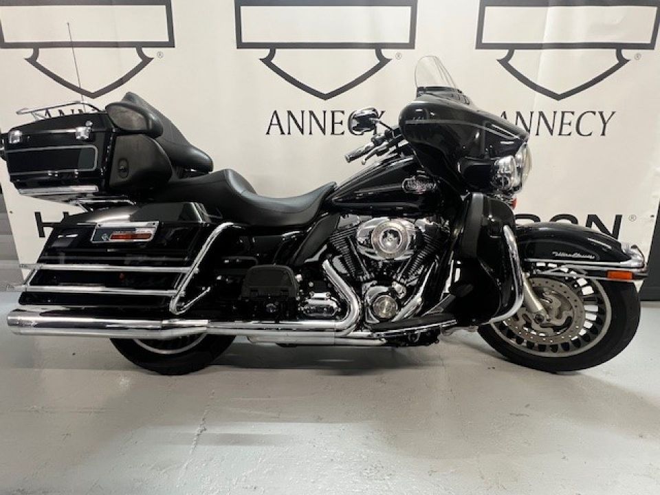 HARLEY-DAVIDSON TOURING ULTRA CLASSIC 1584 4