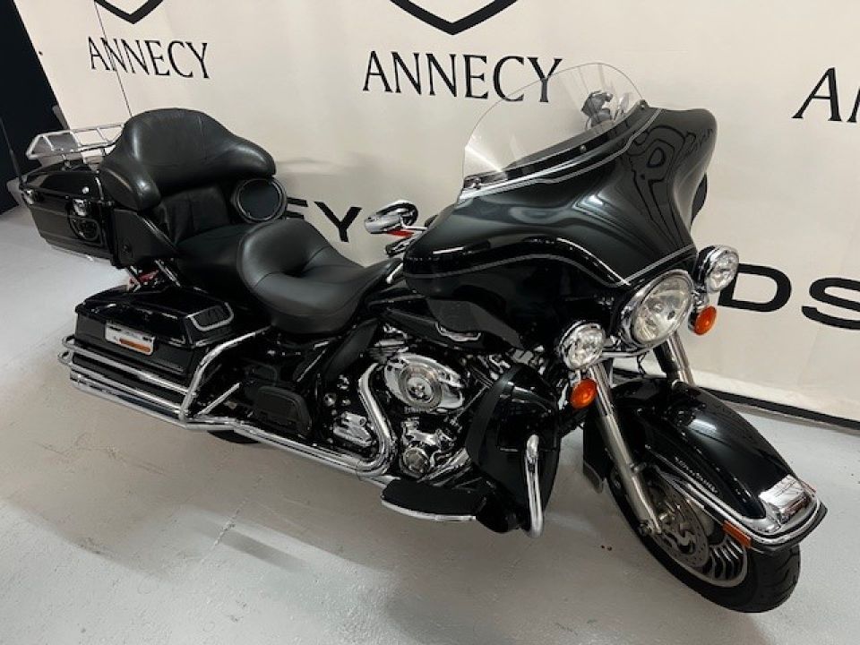 HARLEY-DAVIDSON TOURING ULTRA CLASSIC 1584 4