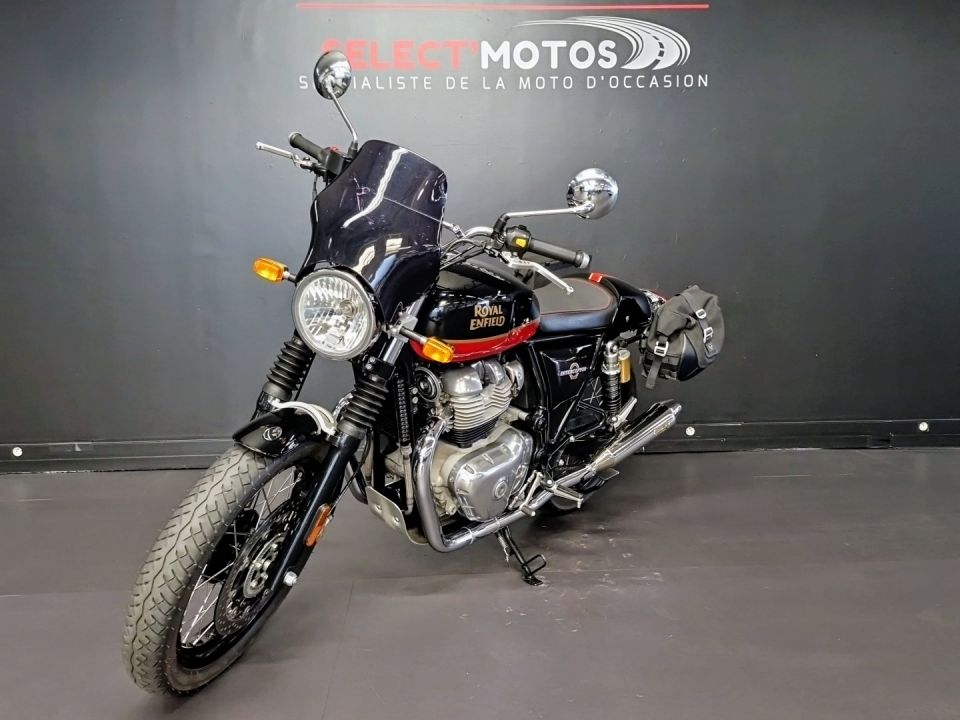 ROYAL ENFIELD INTERCEPTOR 4