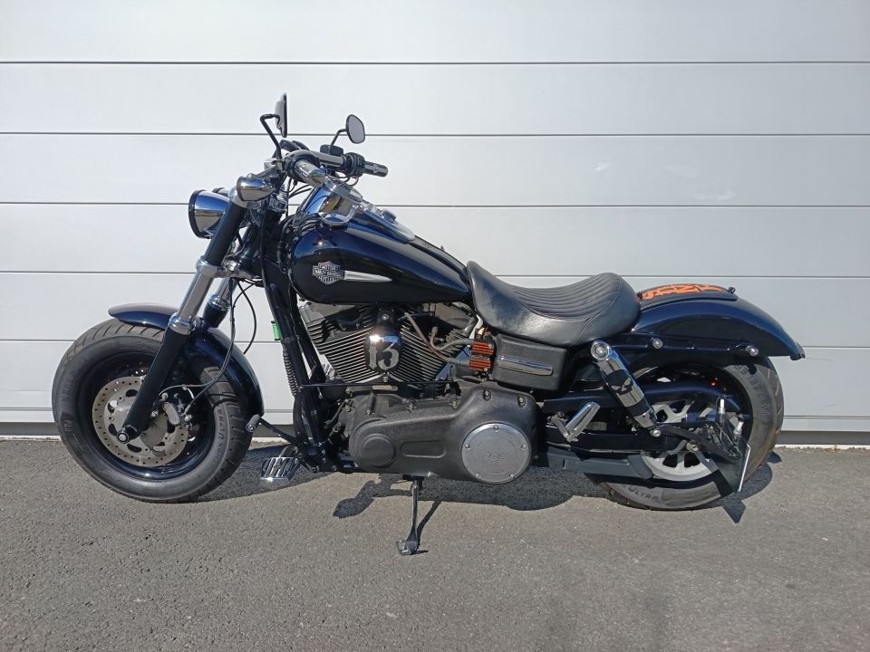 HARLEY-DAVIDSON DYNA FAT BOB 1690 4