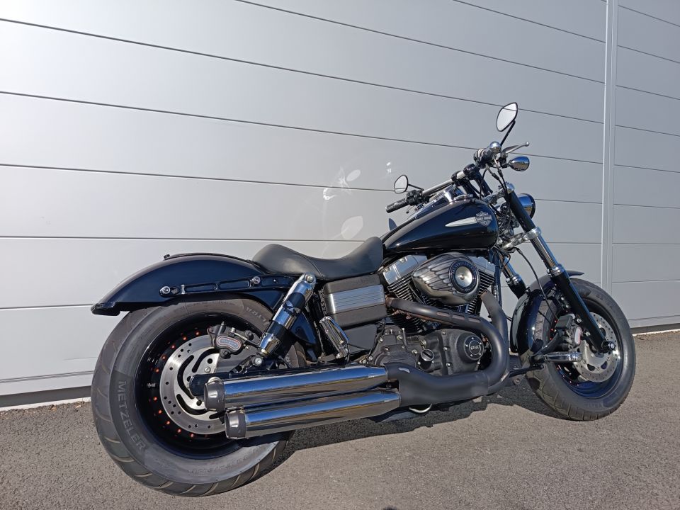HARLEY-DAVIDSON DYNA FAT BOB 1690 4