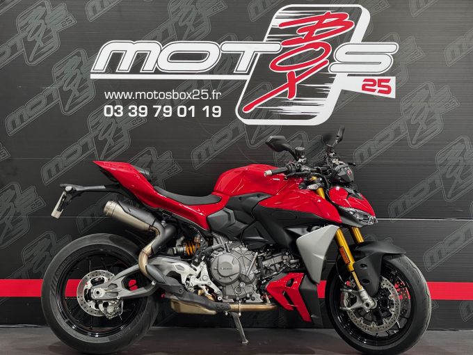 DUCATI STREETFIGHTER V2 S 4