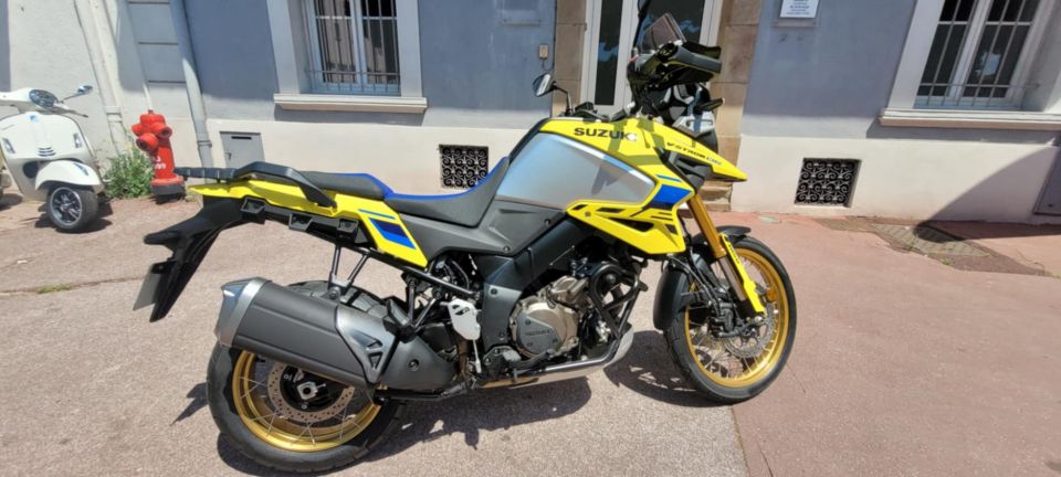 SUZUKI DL V-STROM 1050DE 4
