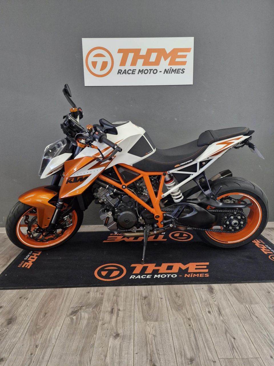 KTM 1290 SUPER DUKE R 4