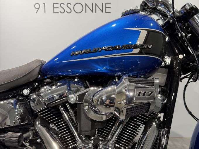 HARLEY-DAVIDSON SOFTAIL BREAKOUT 1923 4