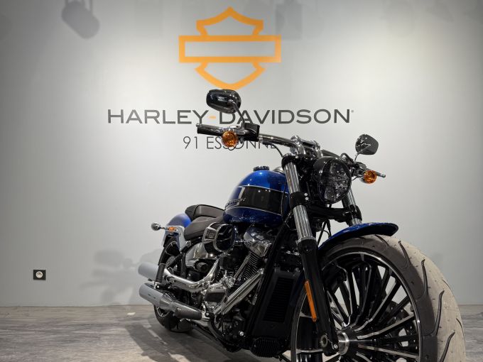 HARLEY-DAVIDSON SOFTAIL BREAKOUT 1923 4