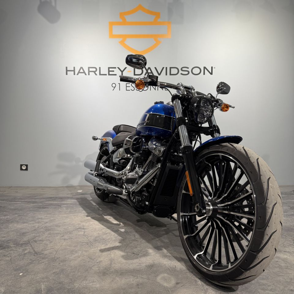 HARLEY-DAVIDSON SOFTAIL BREAKOUT 1923 4