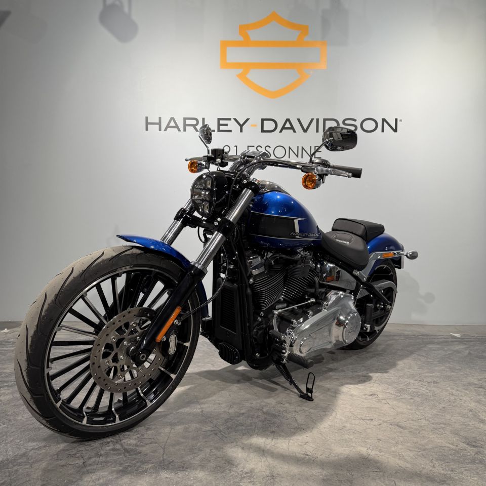 HARLEY-DAVIDSON SOFTAIL BREAKOUT 1923 4