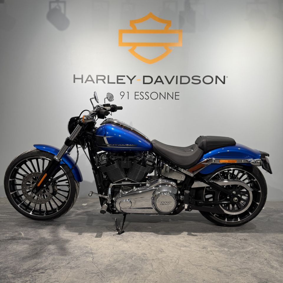 HARLEY-DAVIDSON SOFTAIL BREAKOUT 1923 4