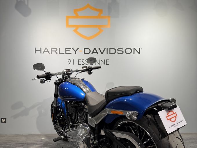HARLEY-DAVIDSON SOFTAIL BREAKOUT 1923 4