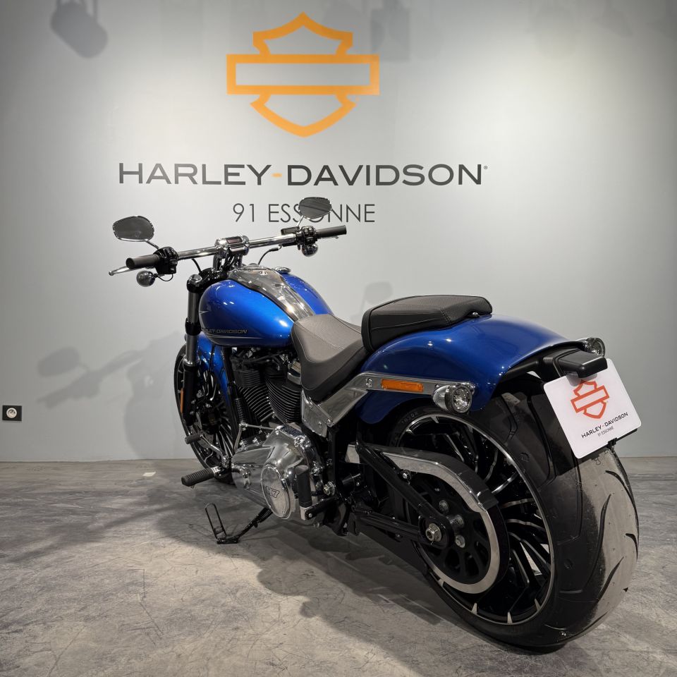 HARLEY-DAVIDSON SOFTAIL BREAKOUT 1923 4