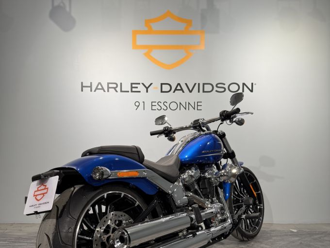 HARLEY-DAVIDSON SOFTAIL BREAKOUT 1923 4