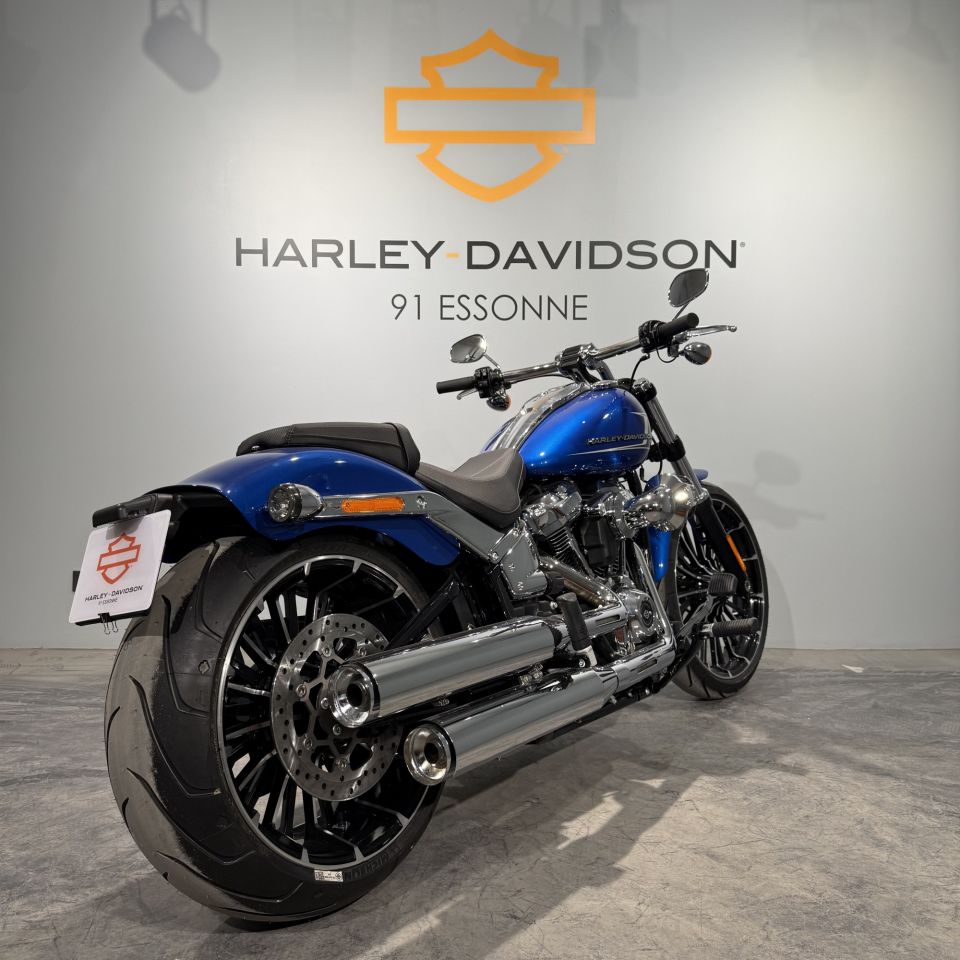 HARLEY-DAVIDSON SOFTAIL BREAKOUT 1923 4