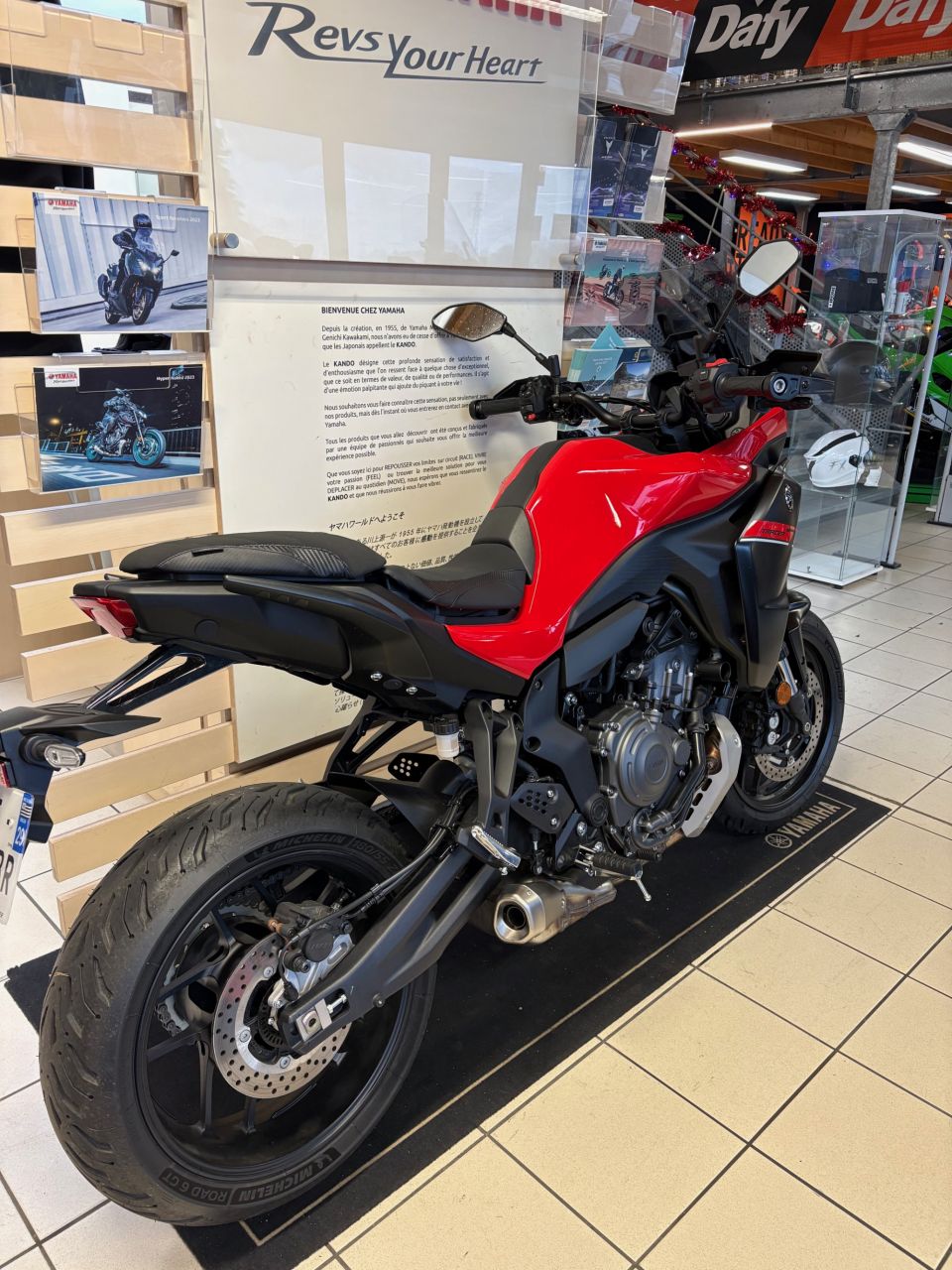 YAMAHA TRACER 7 35KW 4