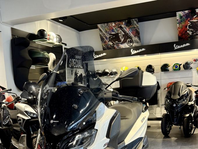 PIAGGIO MP3 400 HPE MY22 4
