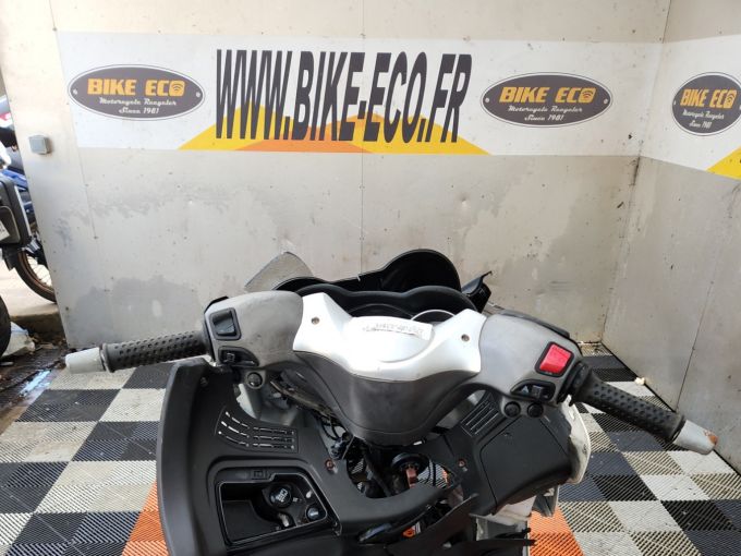 PIAGGIO XEVO 125 4