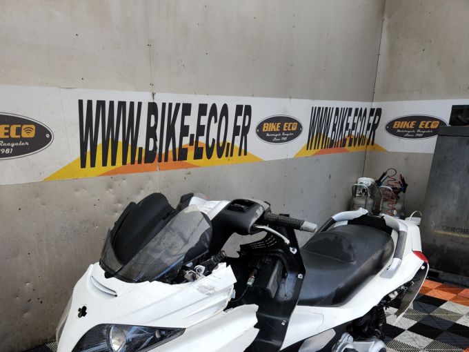 PIAGGIO XEVO 125 4