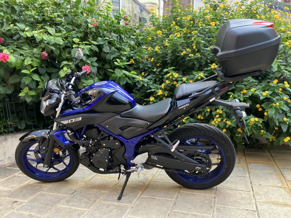 YAMAHA MT-03 4