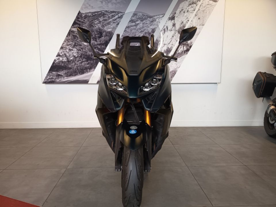 YAMAHA T-MAX 560 TECH MAX 4