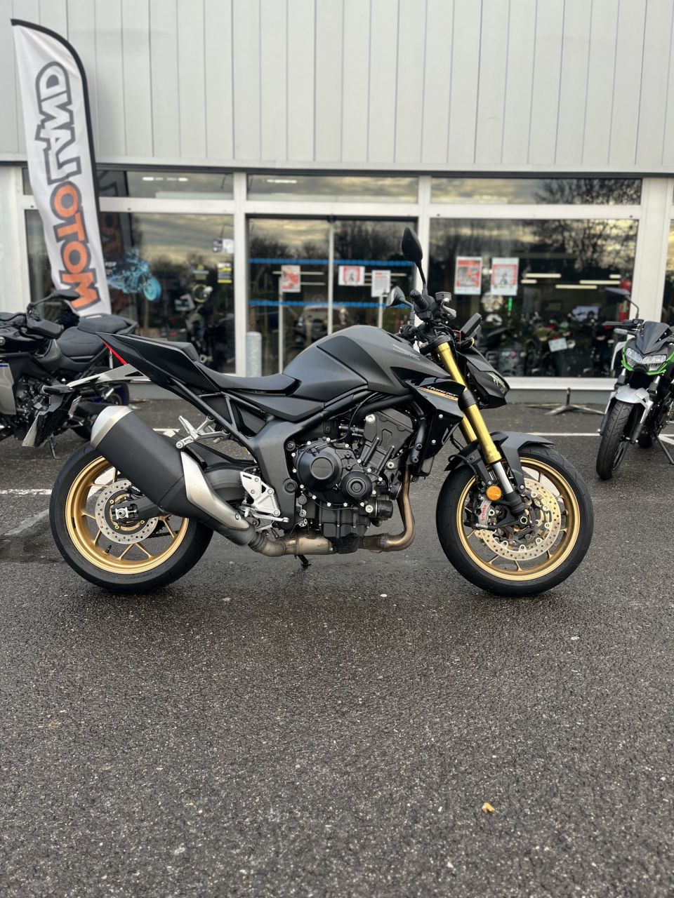 HONDA CB 1000 Hornet 4