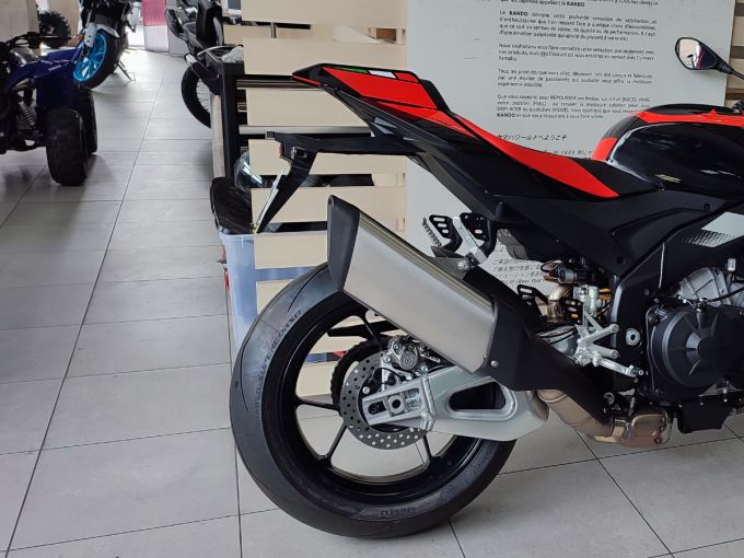 APRILIA TUONO 1100 V4 FACTORY 4